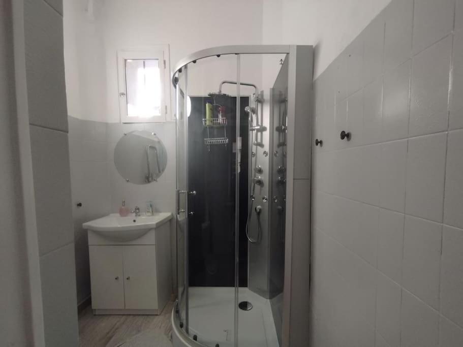 Appartement En Plein Centre. Carpentras Extérieur photo